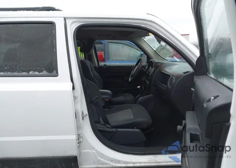 2011 Jeep Patriot Sport from USA, damaged, VIN 1J4NF1GBXBD101408